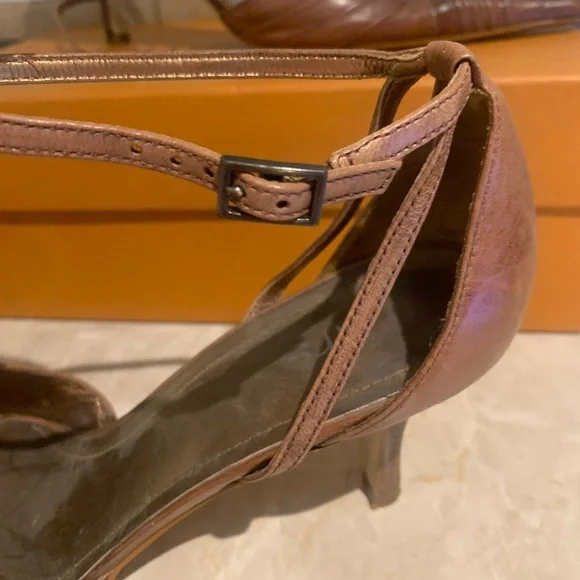 Feet First heels - Picture 2 of 4